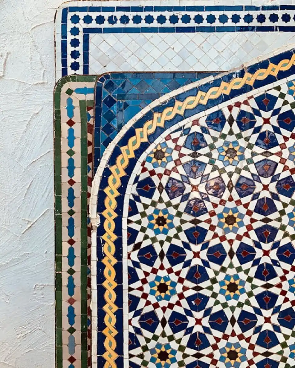 Classic Blue Tiled Pool